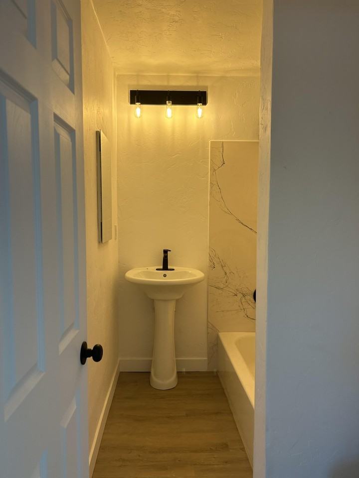 3243 E Camden St #1 - Photo 7 of 12