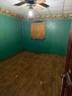 521 W Franklin St - Photo 2 of 11
