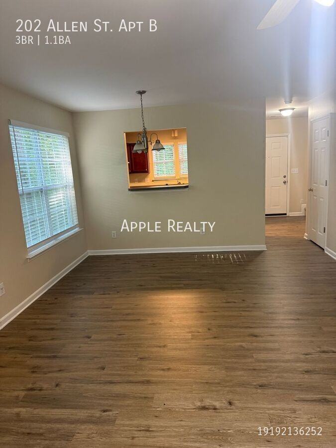 202 Allen St Apt B - Photo 6 of 32