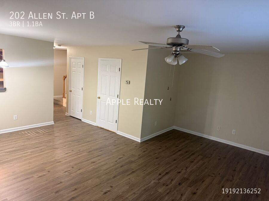 202 Allen St Apt B - Photo 7 of 32