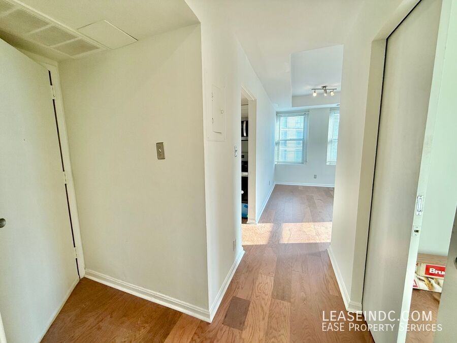 1133 13th St Nw #605 - Photo 3 of 19