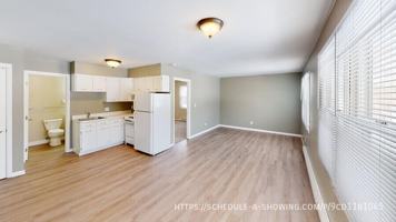 featured image of 404 E Park St #3