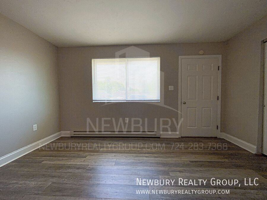 36 Sunbury Est - Photo 6 of 29