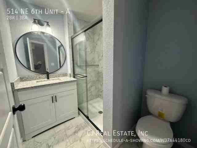 514 Ne 6th St #A - Photo 7 of 10