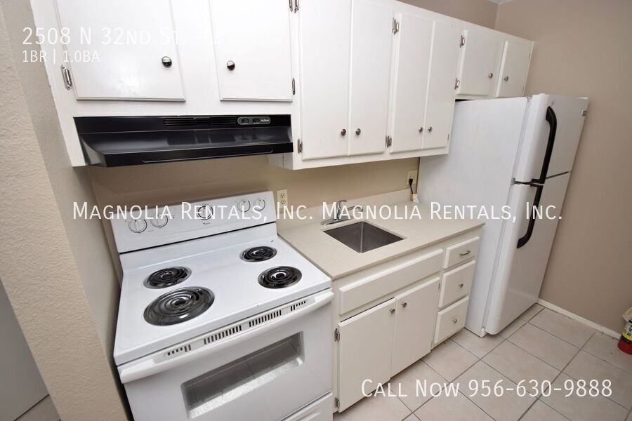 2508 N 32nd St #3 - Photo 5 of 7