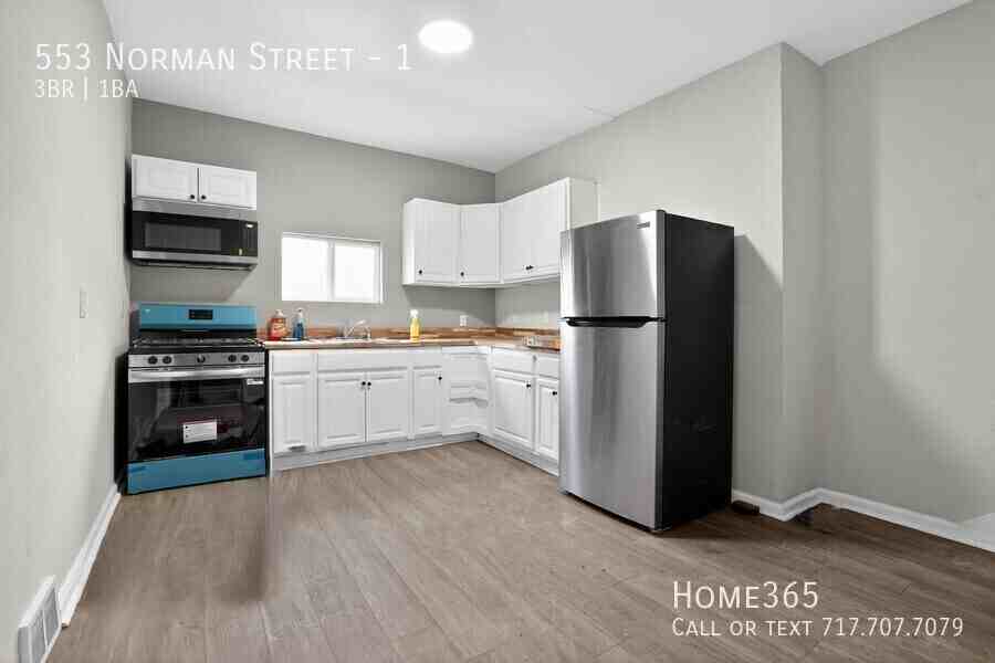 553 Norman St #1 - Photo 5 of 20