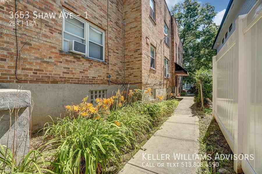 3653 Shaw Ave #1 - Photo 6 of 29