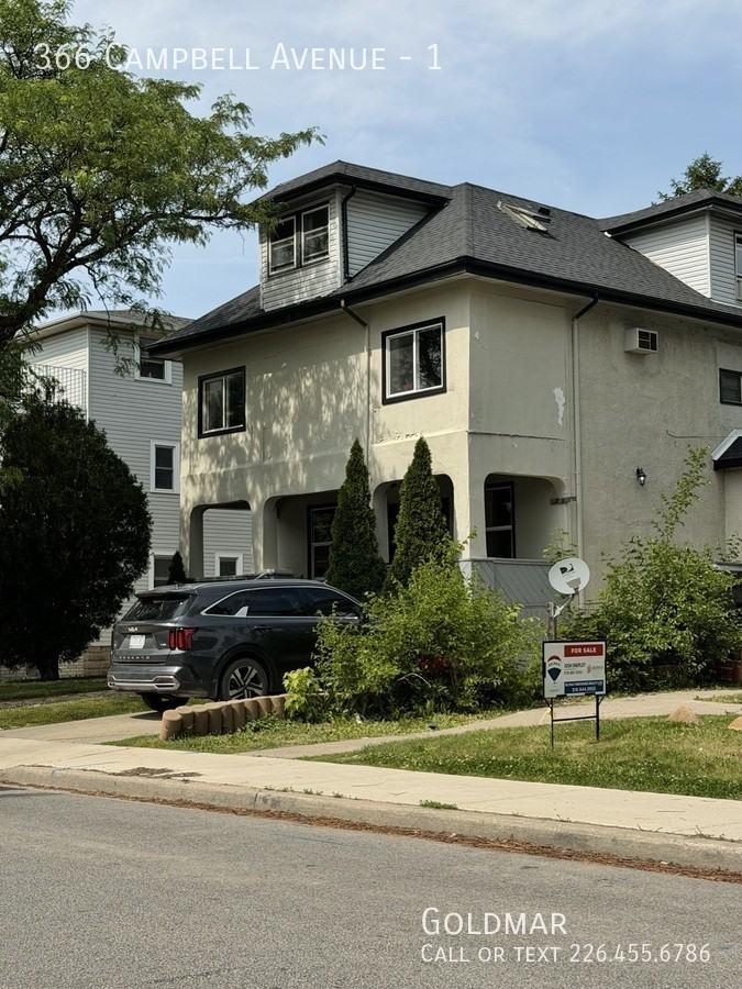 366 Campbell Ave #1