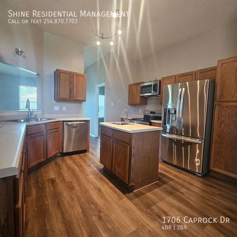1706 Caprock Dr - Photo 6 of 12