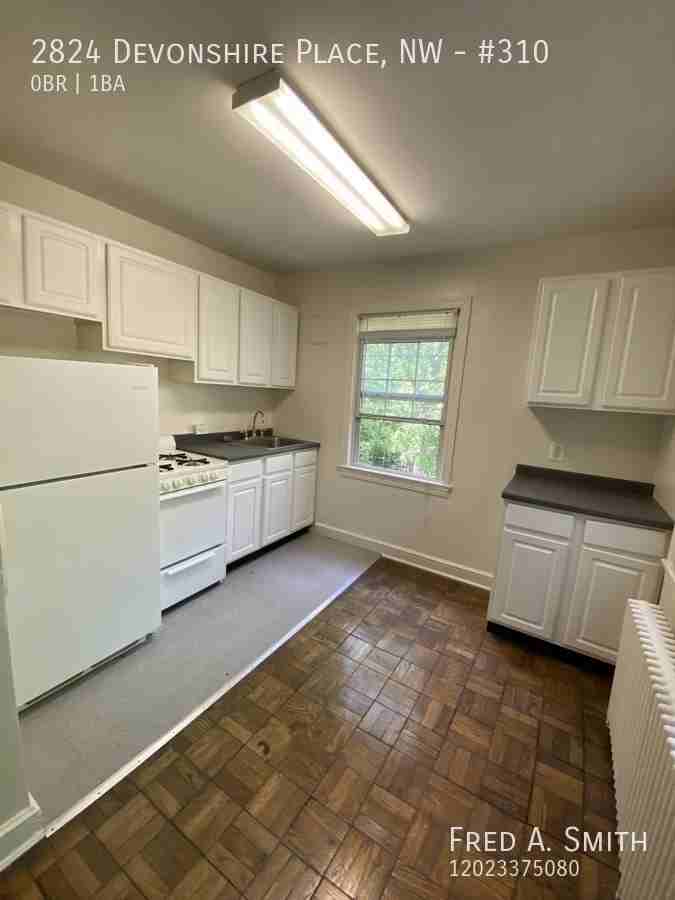 2824 Devonshire Pl Nw #310 - Photo 4 of 10
