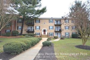 featured image of 3991 Lyndhurst Dr #202