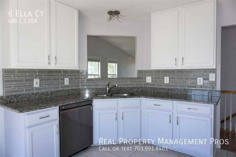 6 Ella Ct - Photo 5 of 23