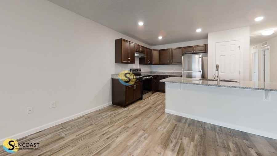 14 Buttonwell Ln #B - Photo 5 of 19