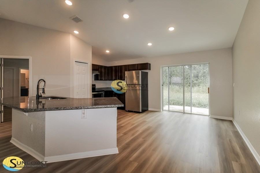 5296 Sw 165th Street Rd - Photo 5 of 18