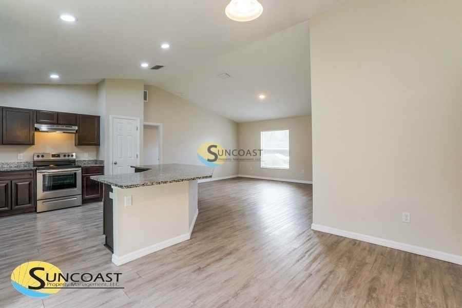 7893 N Jamaica Dr - Photo 2 of 19