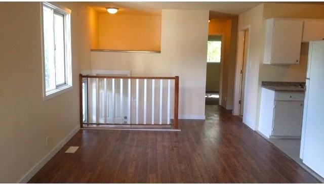 2647 Oak St #A - Photo 3 of 7