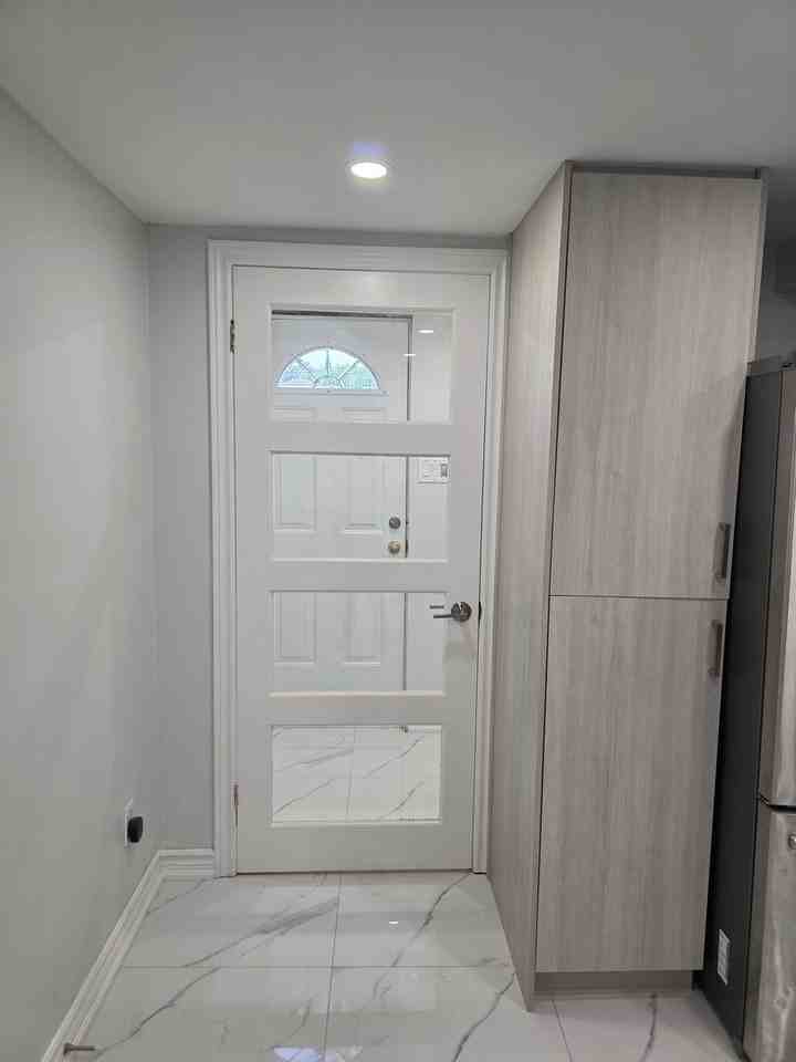 1822 Bonnymede Dr - Photo 3 of 20