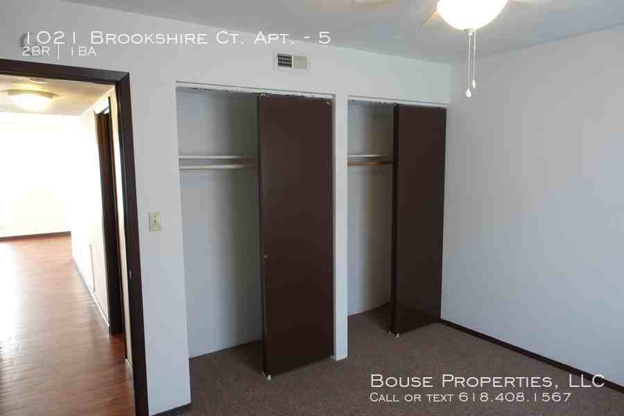 1021 Brookshire Ct #5 - Photo 2 of 6