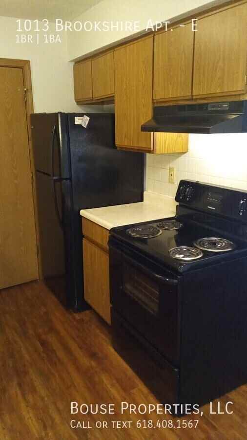 1013 Brookshire Ct #E - Photo 5 of 10
