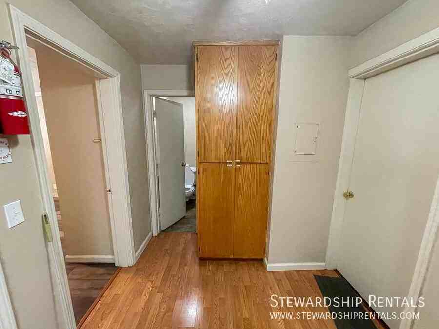 1827 Harris St #114 - Photo 6 of 9