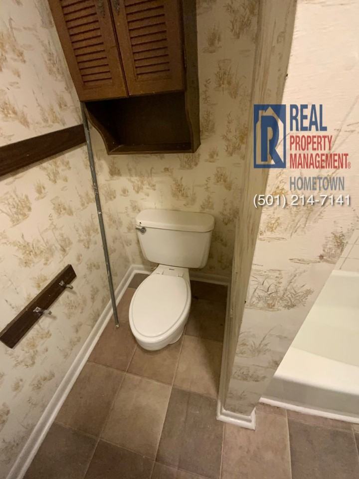 8905 8905 Morris Manor Drive - 8905 Morris Manor Dr #4 - Photo 3 of 13