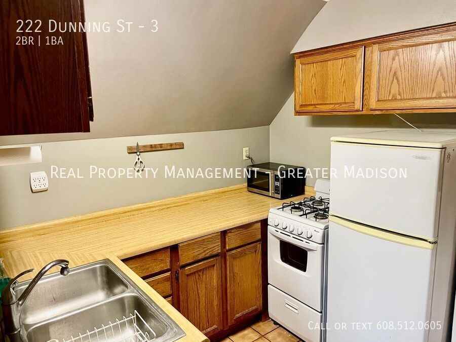 222 Dunning St #3 - Photo 4 of 13