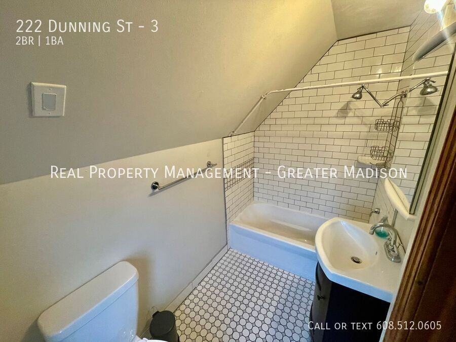 222 Dunning St #3 - Photo 6 of 13