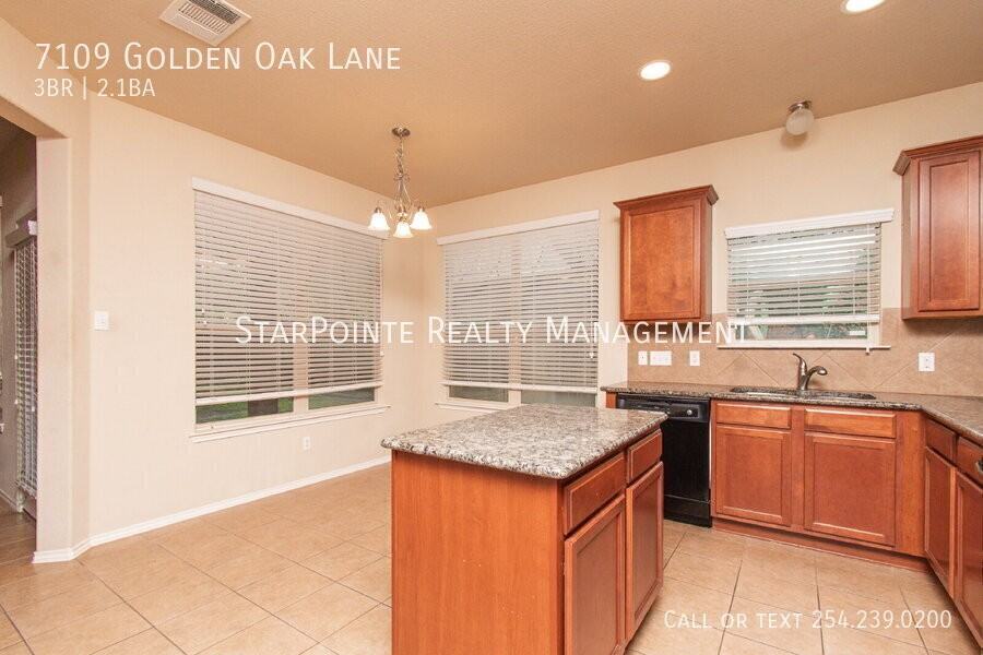 7109 Golden Oak Ln - Photo 5 of 24