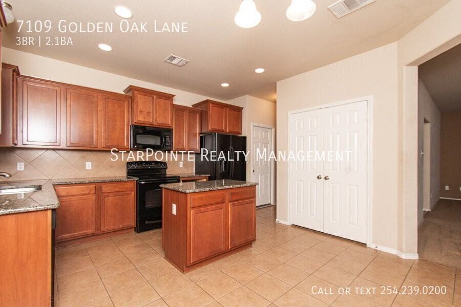 7109 Golden Oak Ln - Photo 6 of 24