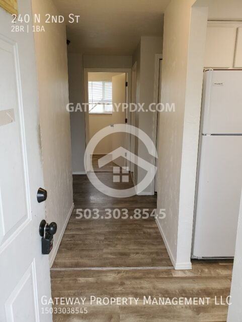 240 N 2nd St - Photo 3 of 21