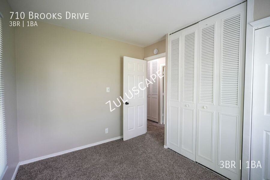 710 Brooks Dr - Photo 6 of 24