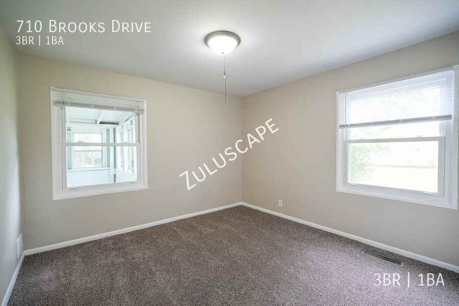710 Brooks Dr - Photo 7 of 24