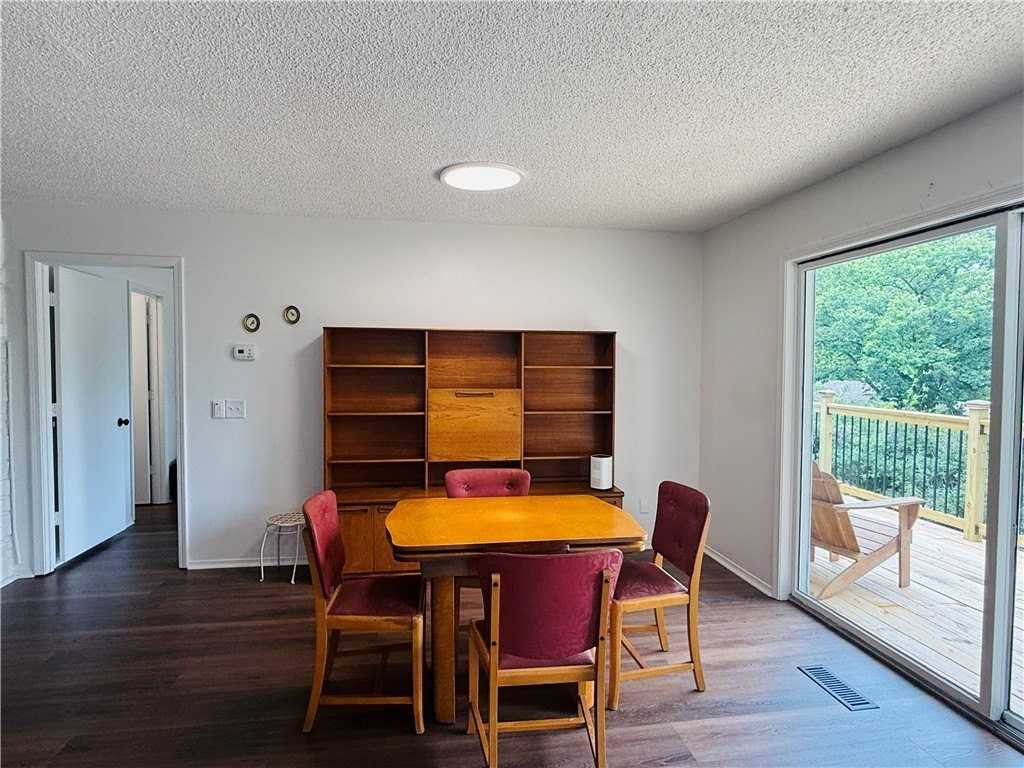 4 Chandler Ln - Photo 6 of 35