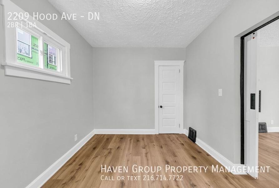 2209 Hood Ave #DN - Photo 4 of 19