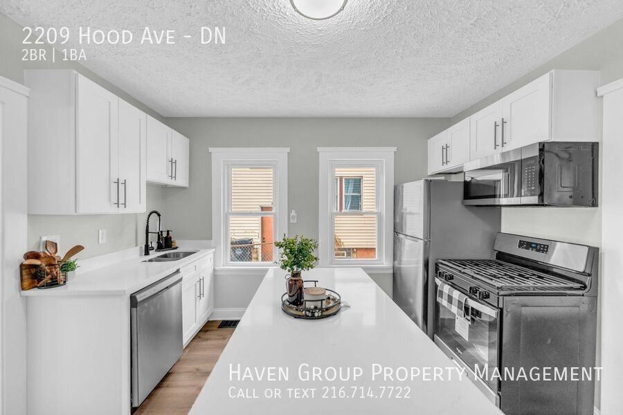 2209 Hood Ave #DN - Photo 7 of 19