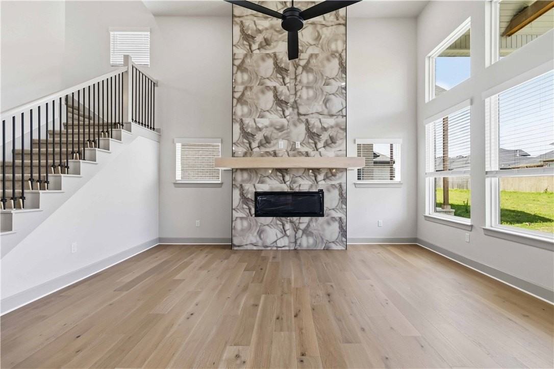 1051 Whistler Street - Photo 6 of 35