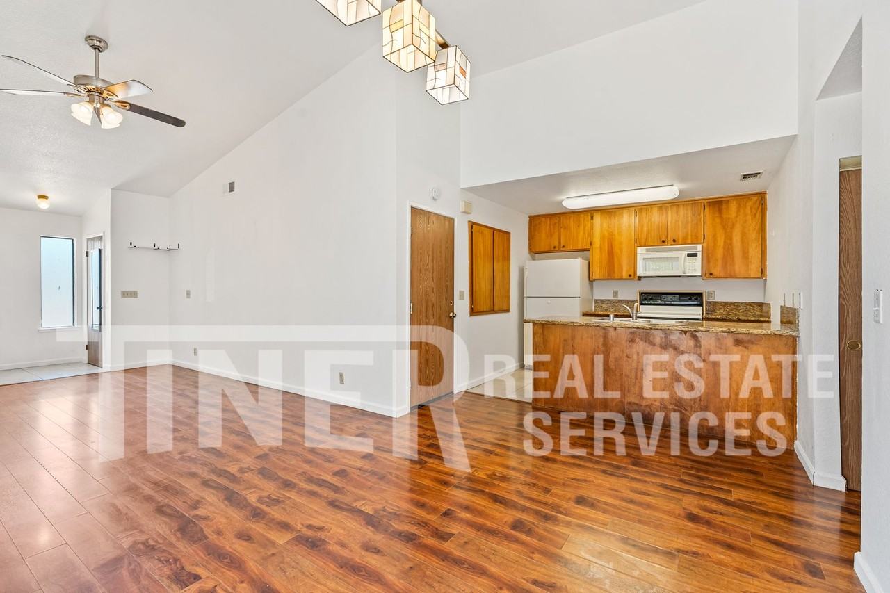 7323 Chivalry Way - Photo 5 of 19