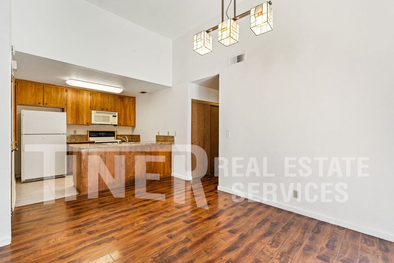 7323 Chivalry Way - Photo 6 of 19