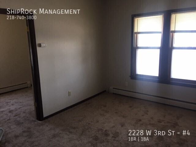 2228 W 3rd St #4 - Photo 2 of 9