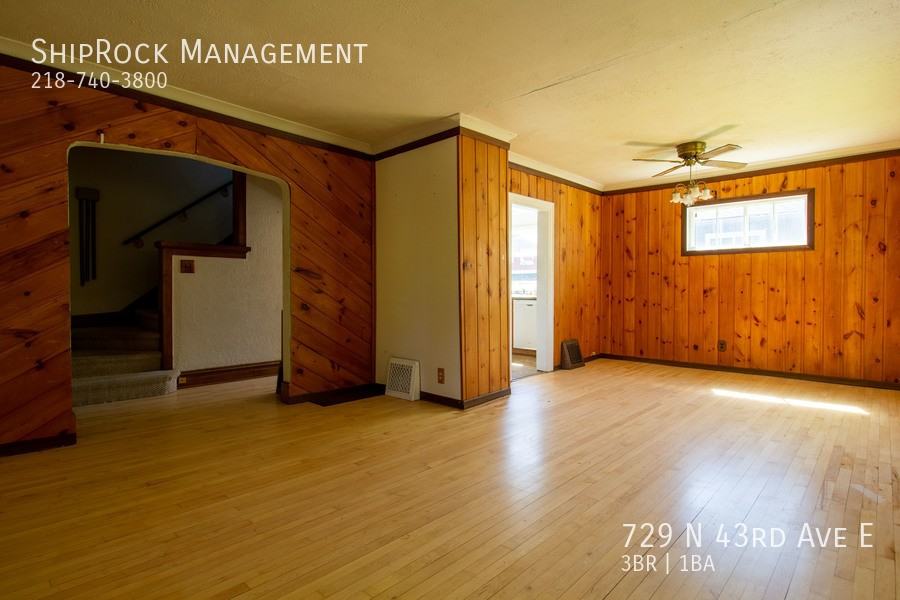 729 N 43rd Ave E - Photo 5 of 19
