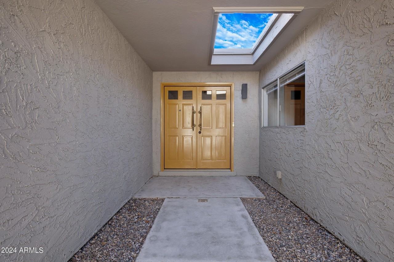 2514 N 60th Pl - Photo 3 of 50
