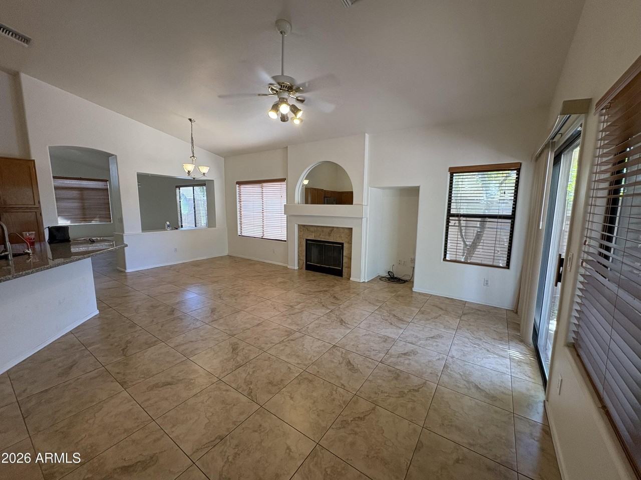 1885 E Drake Dr - Photo 6 of 16