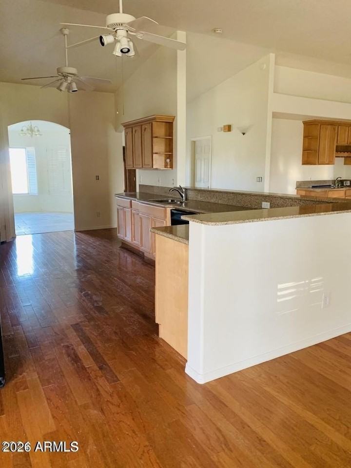 10770 N 127th Ave - Photo 4 of 18