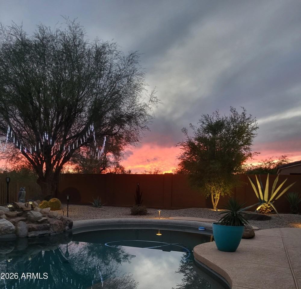 4711 E Sleepy Ranch Rd - Photo 2 of 9