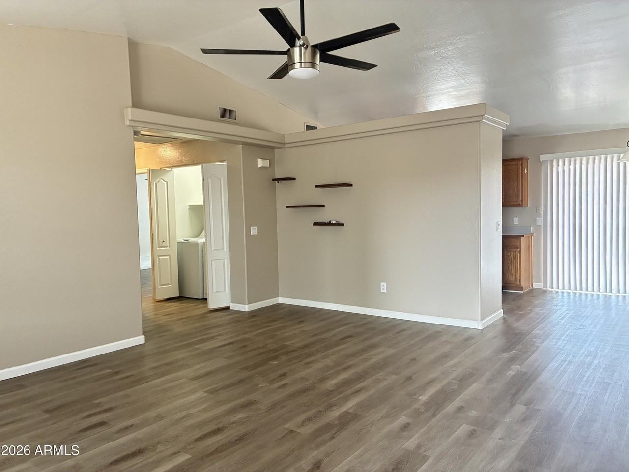9105 W Raven Dr - Photo 2 of 15