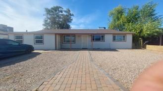 2448 W Freeway Ln - Photo 1 of 1