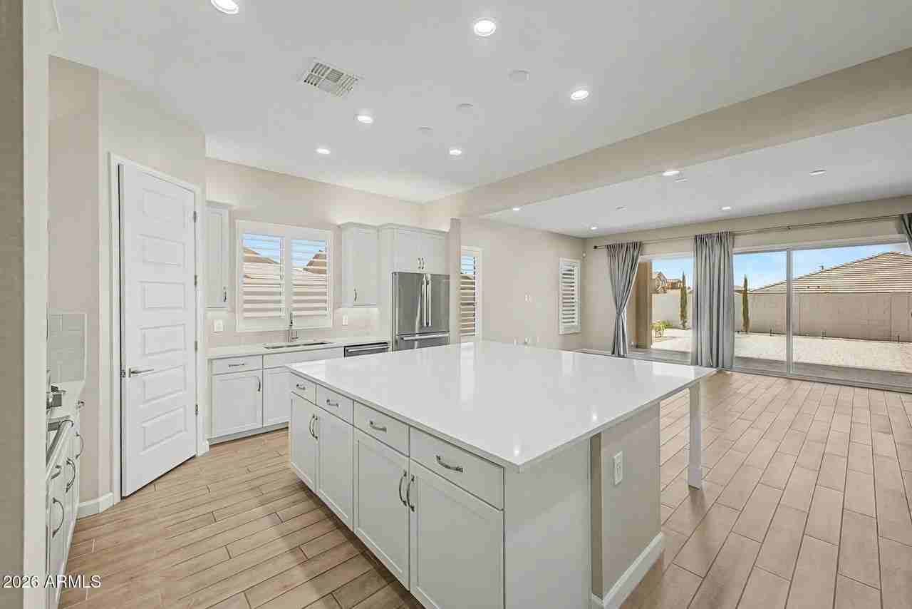6051 E Sinclair St - Photo 5 of 31