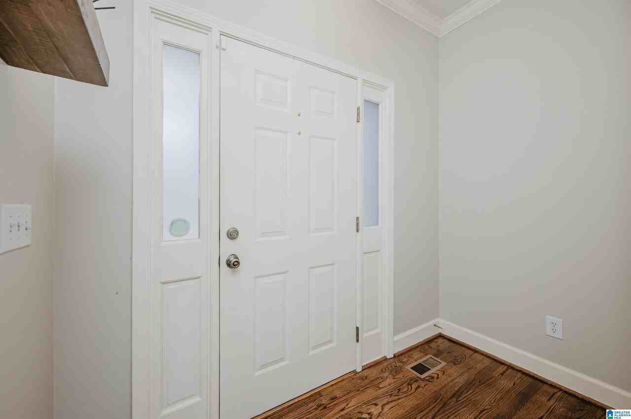 3036 Old Stone Dr - Photo 6 of 33
