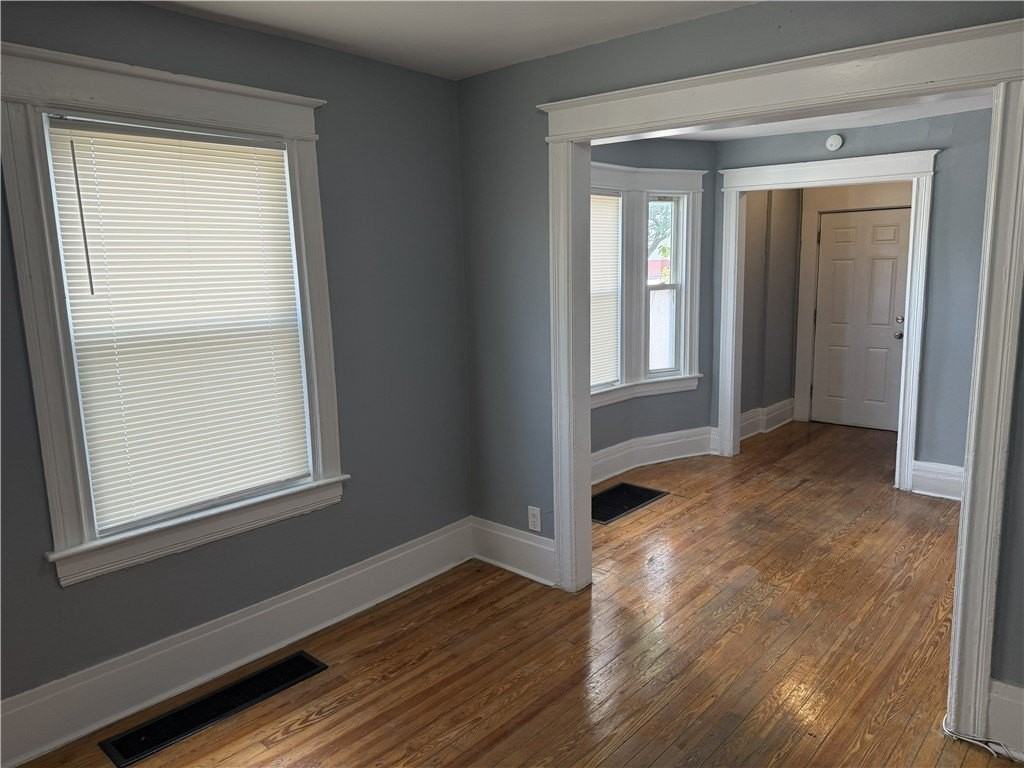 161 S Union St - Photo 3 of 17