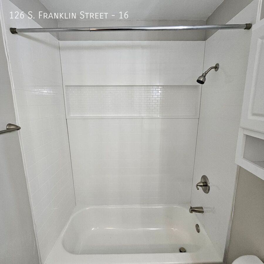 126 S Franklin St #16 - Photo 6 of 7